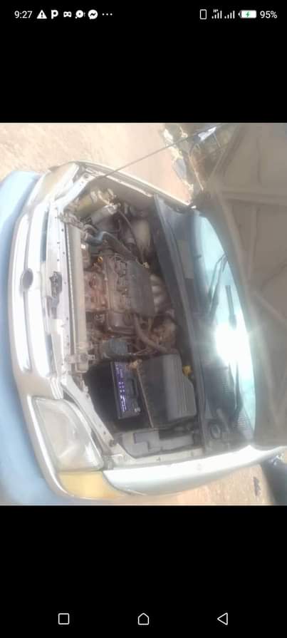 A picture of First body sienna Sound engine and gear Toyota sienna Air