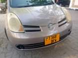 A picture of Nissan note