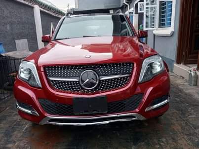 A picture of 20102015 GLK350