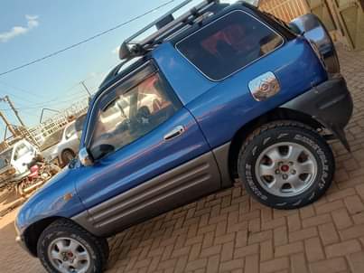 A picture of RAV4 mini 0757270290