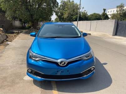 toyota auris