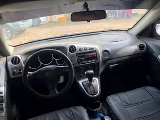 A picture of 2004 TOYOTA MATRIX STANDARD AWD 1.8L 4cyl 4A 