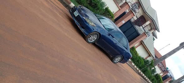 A picture of Toyota Camry 2 4