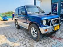 A picture of Pajero min