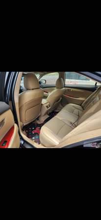 A picture of LEXUS ES350