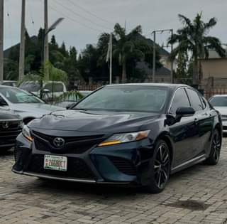 A picture of 2019 TOYOTA CAMRY XSE