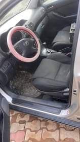 A picture of Toyota Avensis ik