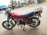 A picture of Fanya uwai mapema leo bei sawa na bule tu Call