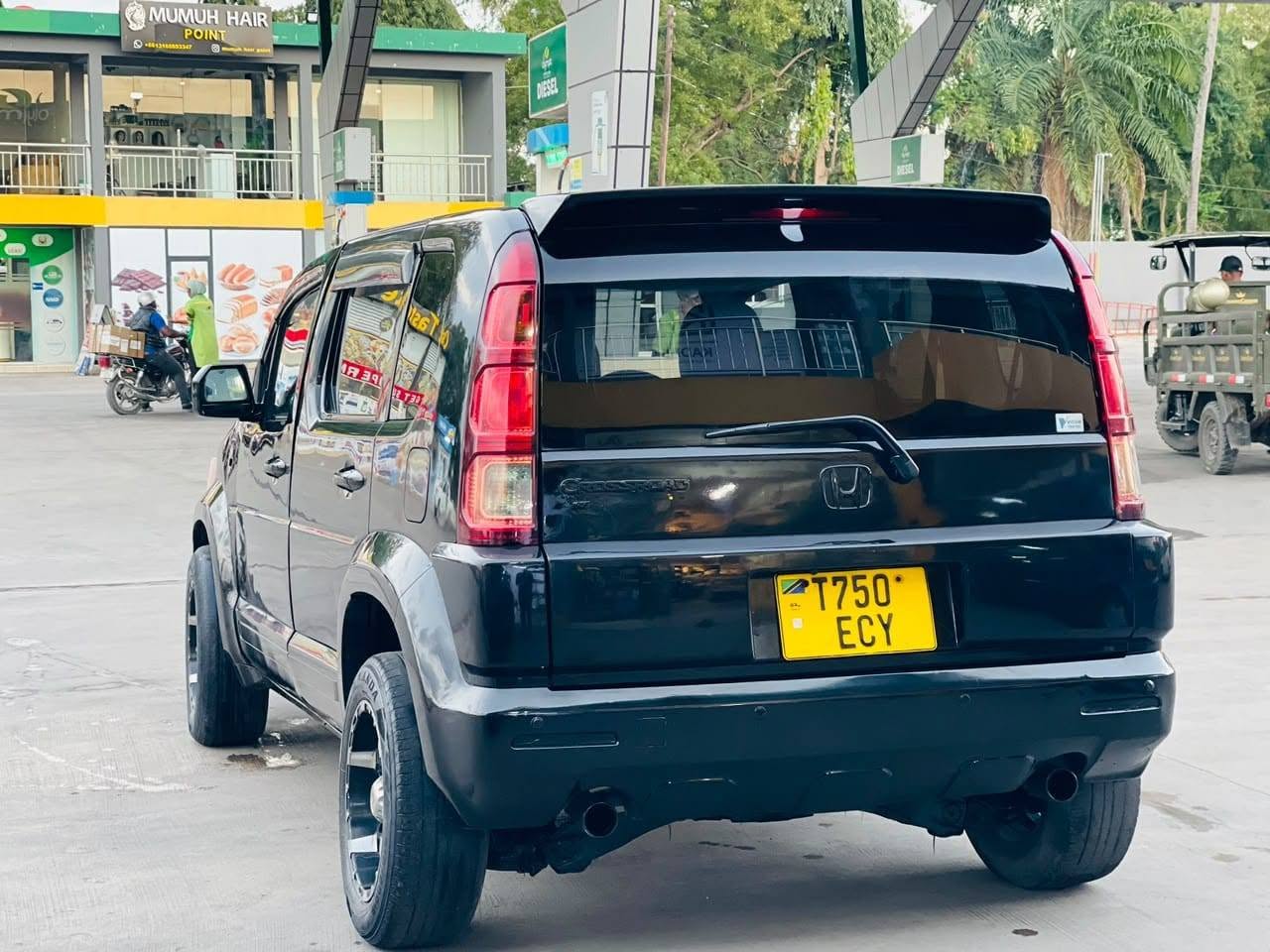 A picture of HONDA CROSS ROAD