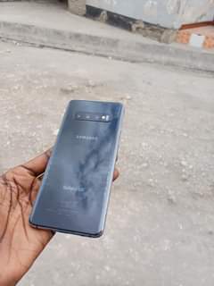 A picture of GALAXY S10