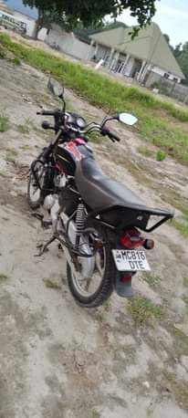 A picture of Tvs Hlx cc 125