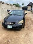 A picture of Nissan Altima 05