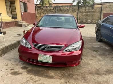 A picture of Nigeria used Toyota Camry 2004 XLE 2 5m negotiable Ojodu