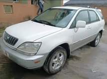 A picture of 2001 Lexus RX 300