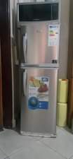 A picture of 256702307258 Used Fridge on sell
