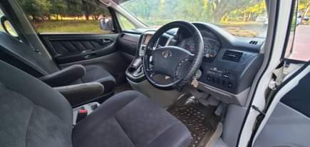 A picture of Toyota Alphard
