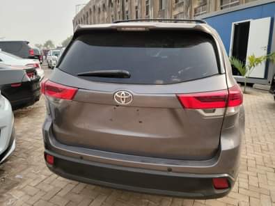 A picture of 2019 Toyota Highlander LE foreign price 27M Location Abuja 08160229978