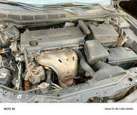 A picture of The two cars is untempered engine and gear 1 Highlander