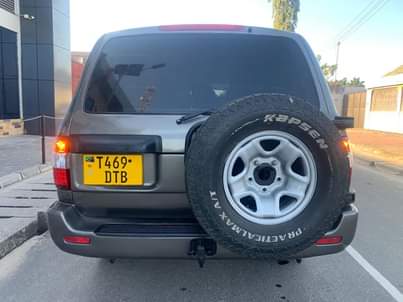 A picture of Land cruiser GX
