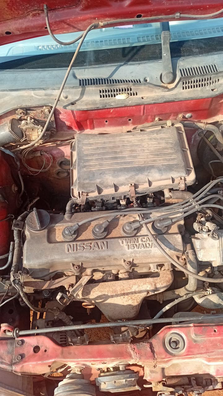 A picture of 1998 Nissan micra