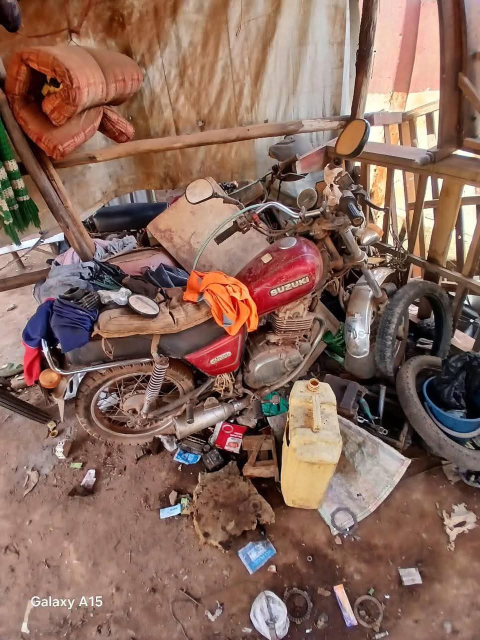 A picture of Suzuki GN 250cc motorcycle