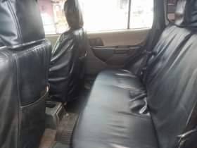 A picture of 8 7m 0705835212