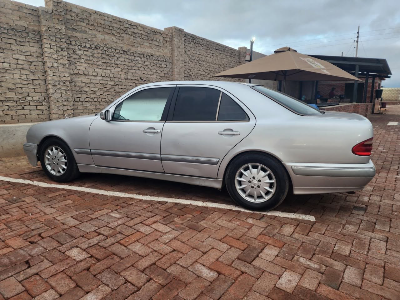 cars under 2000