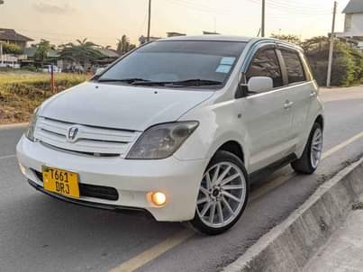 used toyota ist