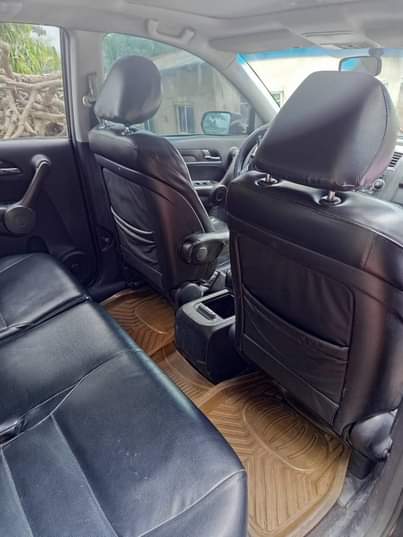 A picture of CR V 08