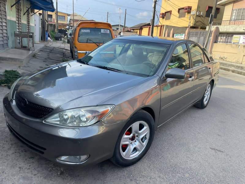 A picture of TOYOTA CAMRY 2004 ENGINE UNTOUCHED GEAR UNTOUCHED AC CHILLING PRICE