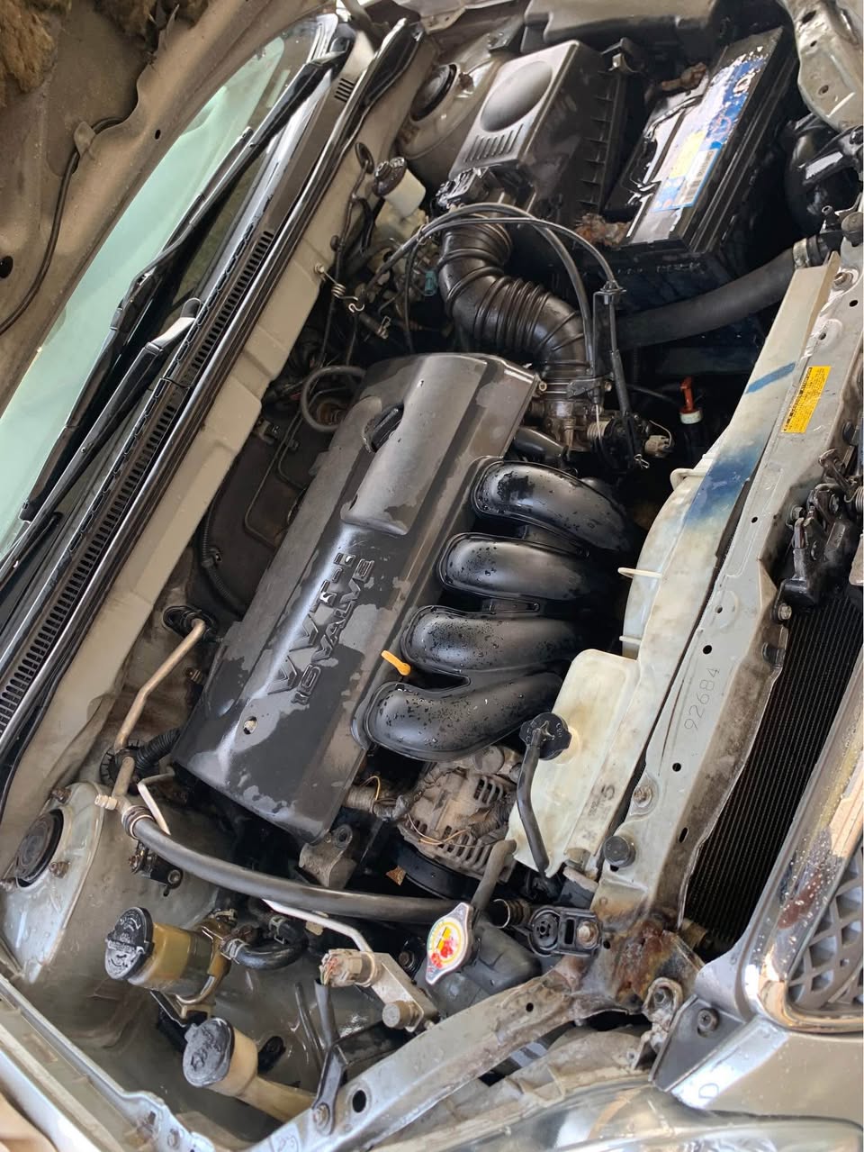 A picture of 2004 model Toyota Corolla pure tokunbo standard