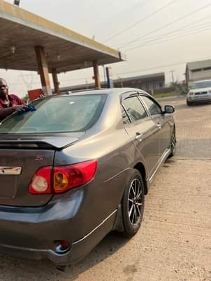 A picture of Toyota Corolla 010