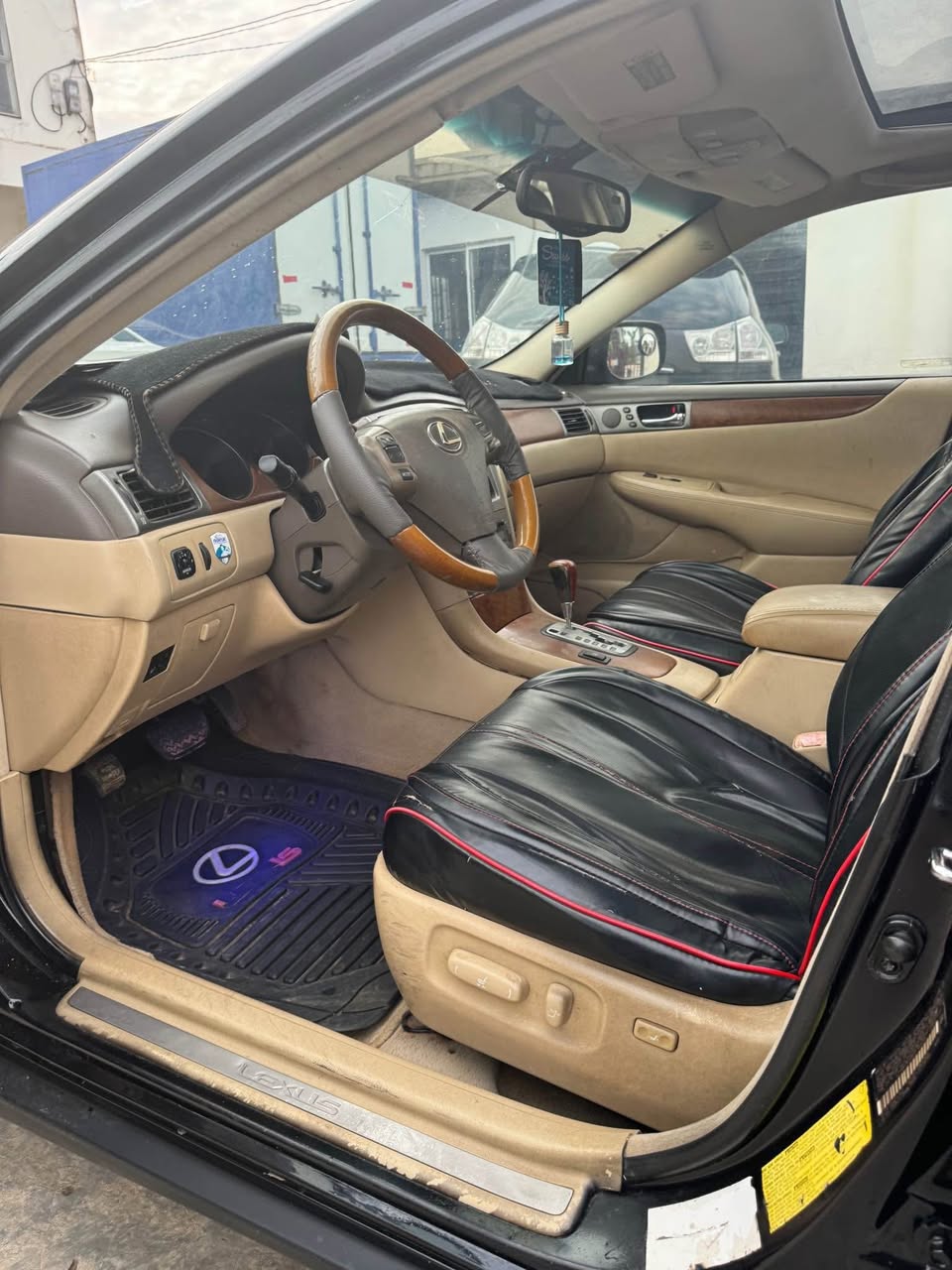 A picture of Lexus Es330 2006