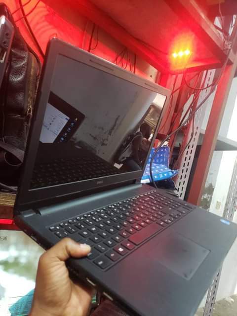 A picture of Dell Box