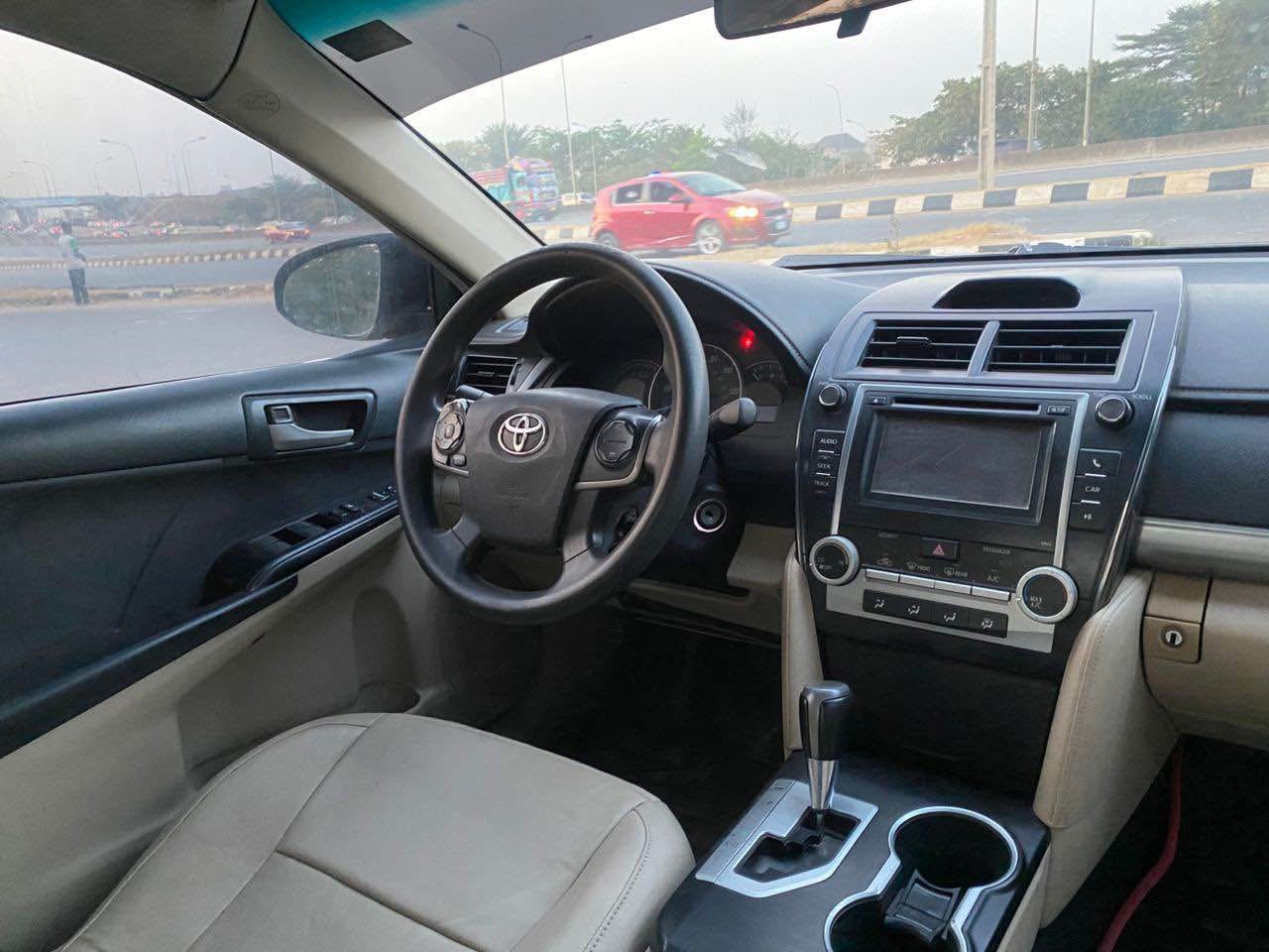 A picture of TOYOTA CAMRY 2013 1st body 
