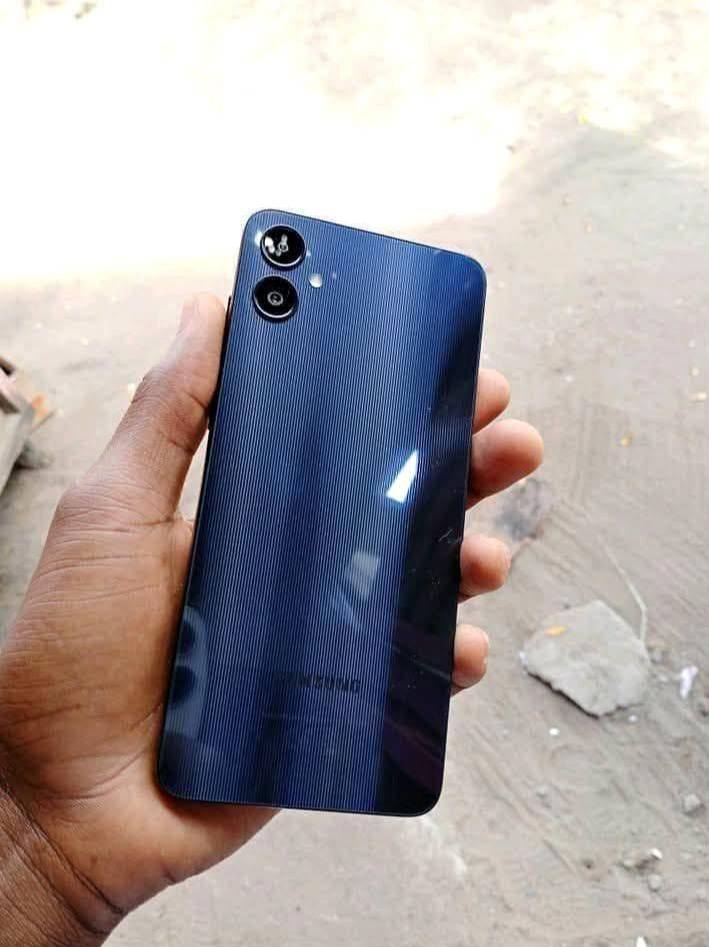 A picture of SAMSUNG A05