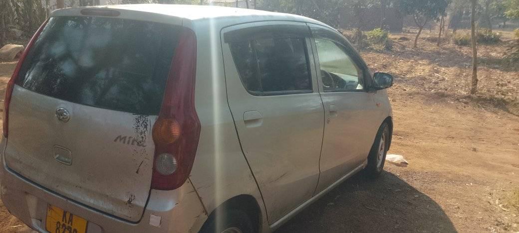daihatsu mira