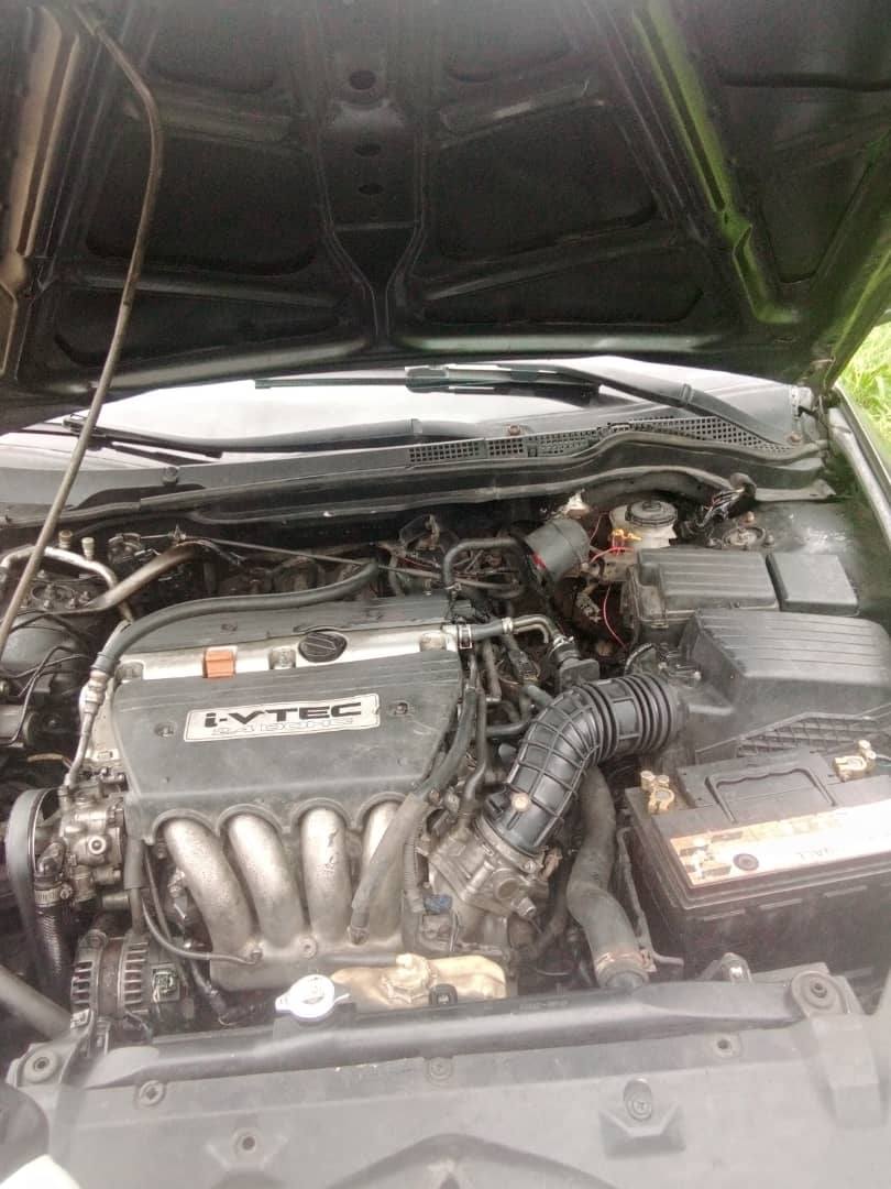 A picture of Honda Accord DC 2007 unical