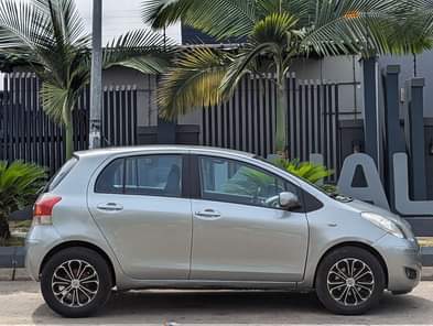 A picture of Extremely clean Toyota yaris 2010 model normal hand with everything
