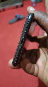 A picture of iPhone 7 Plus 32GB