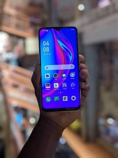A picture of Oppo F11 256gb 8ram
