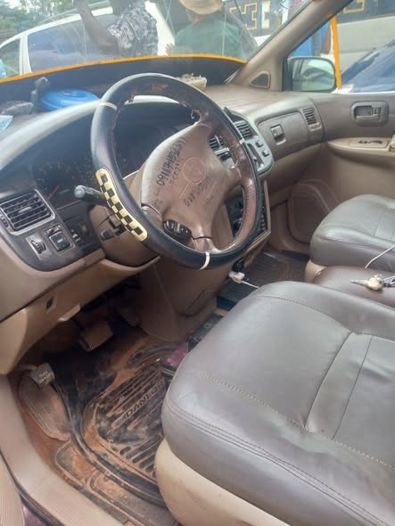 A picture of TOYOTA SIENNA