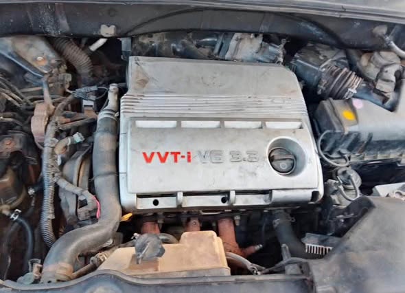 A picture of Neatly used Lexus rx330