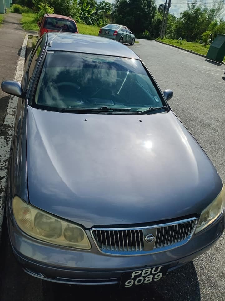 nissan almera