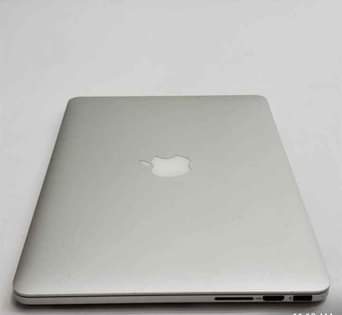 A picture of Mac book