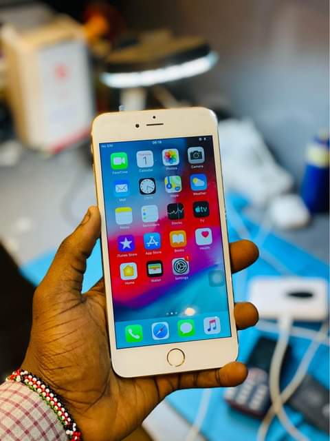 A picture of Iphone 6 plus