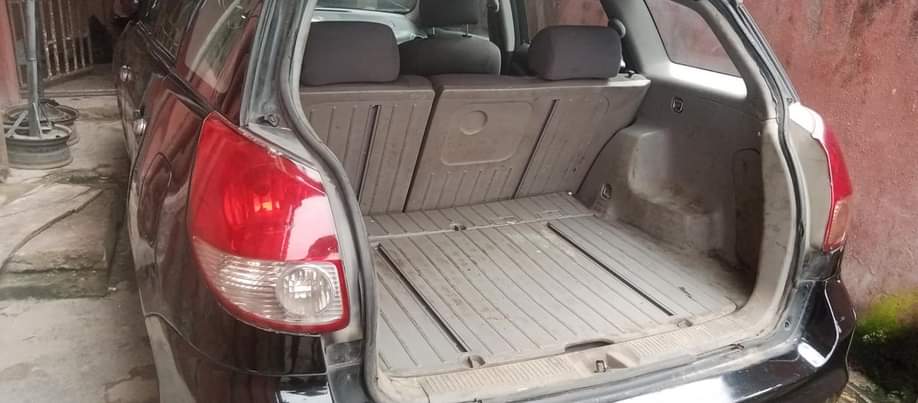 A picture of Toyota Matrix 03