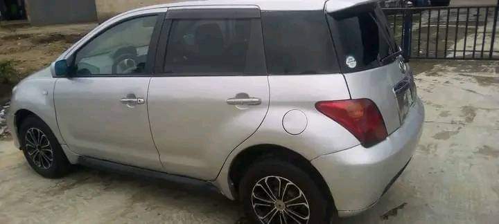 A picture of Toyota tsi Sharp body Sweet movement Cool interior Engine 80