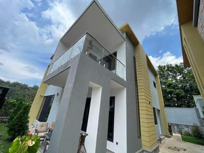 self compound houses