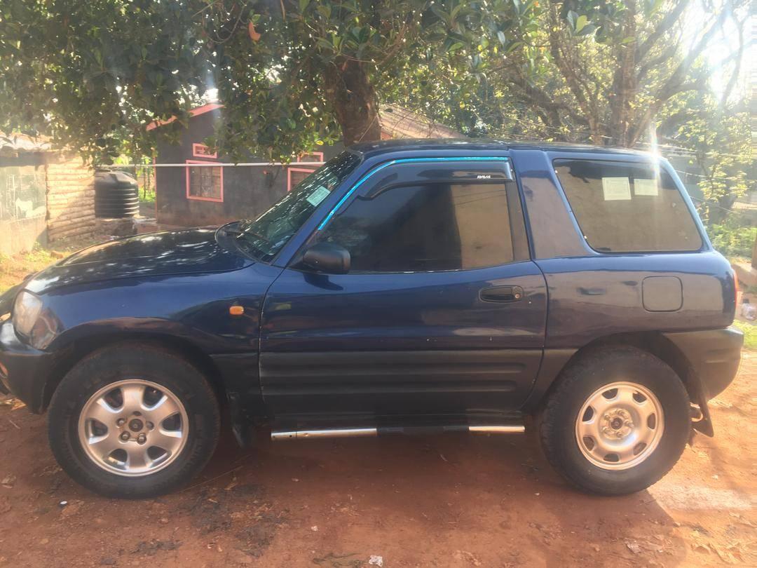 A picture of RAV4 SHORT SINGLE DOOR 0740311411
